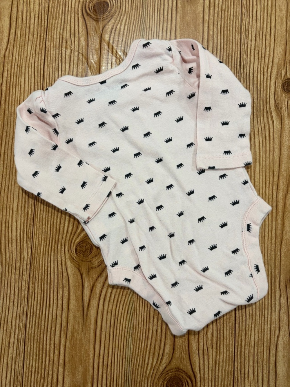 7/$20 Bundles Baby Place Baby Pink Crown-Print Long Sleeve One-Piece Cotton - Picture 2 of 4